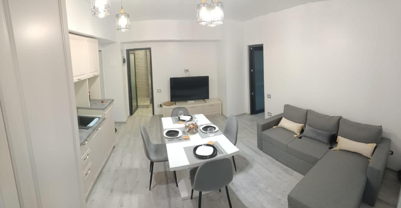 Eric Apartament Mamaia Luaran gambar