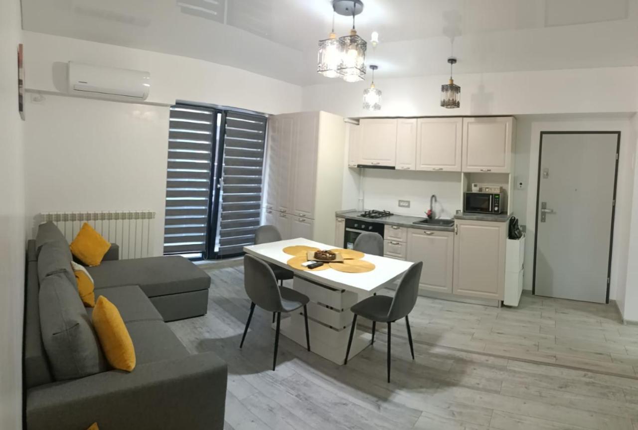 Eric Apartament Mamaia Luaran gambar